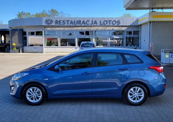 Hyundai I30 cena 39999 przebieg: 74338, rok produkcji 2015 z Drezdenko małe 781